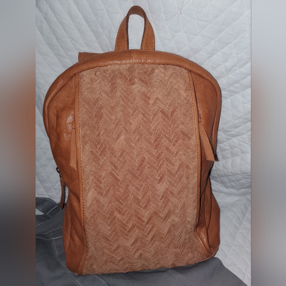 Day & Mood Day Livia Leather Backpack